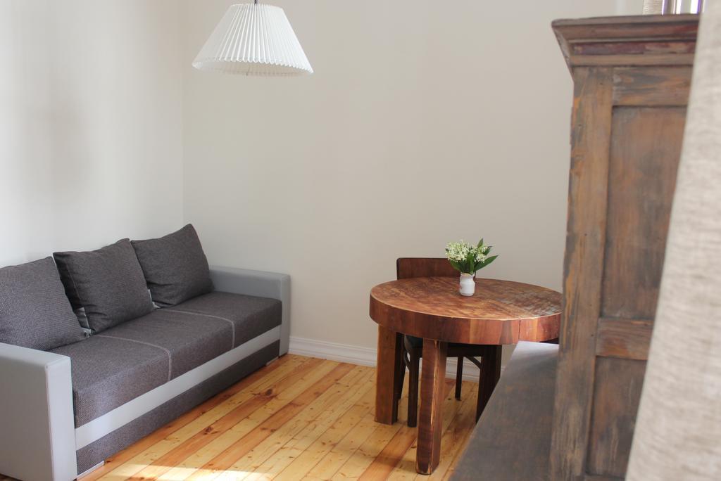 2 Room Apartment In Embasy Area Рига Екстер'єр фото