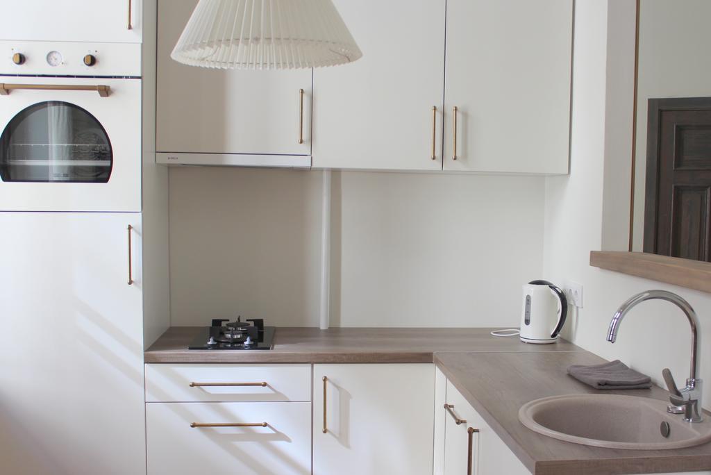 2 Room Apartment In Embasy Area Рига Екстер'єр фото