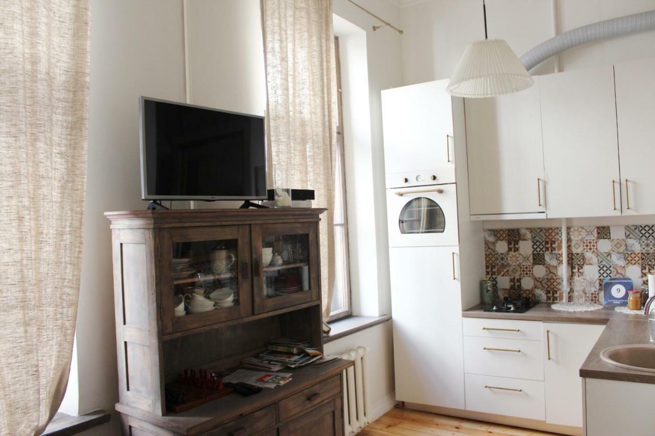 2 Room Apartment In Embasy Area Рига Екстер'єр фото