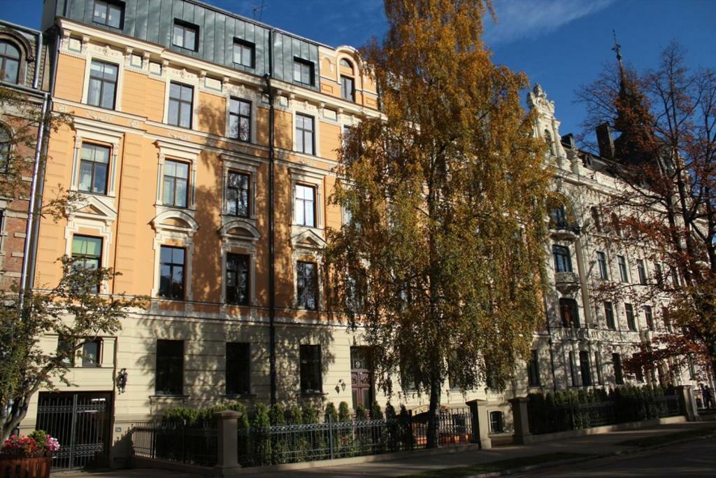 2 Room Apartment In Embasy Area Рига Екстер'єр фото